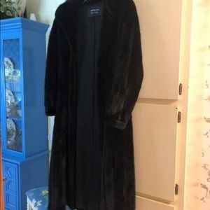 Black Mink Coat. Full length size 14.